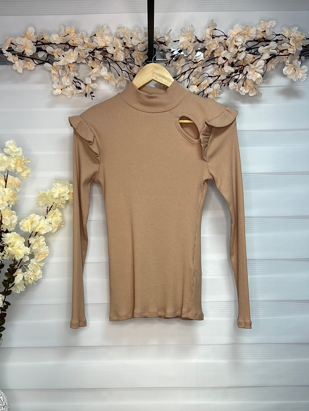 Polera cuello subido