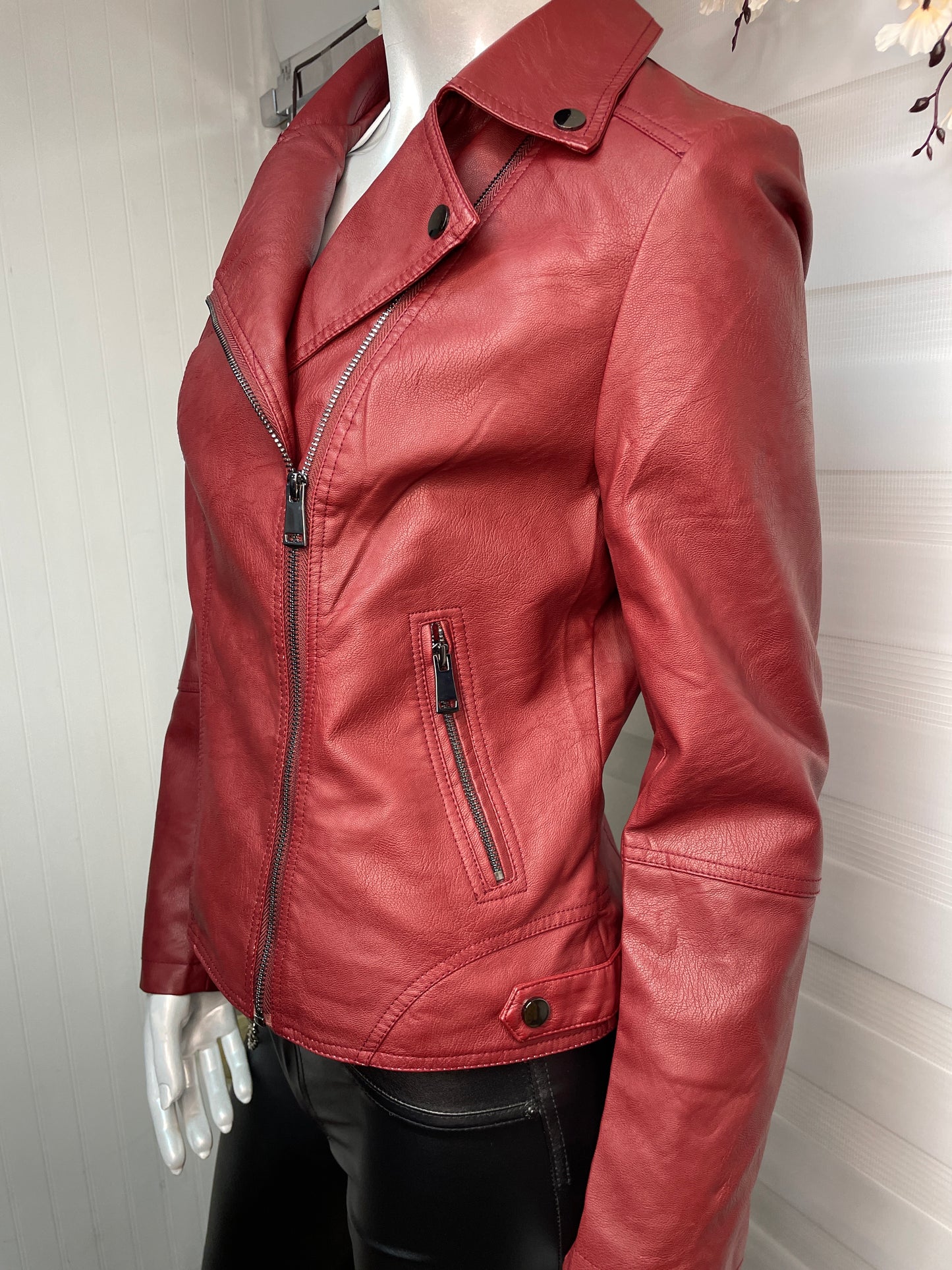 Chaqueta Ecocuero Biker Roja